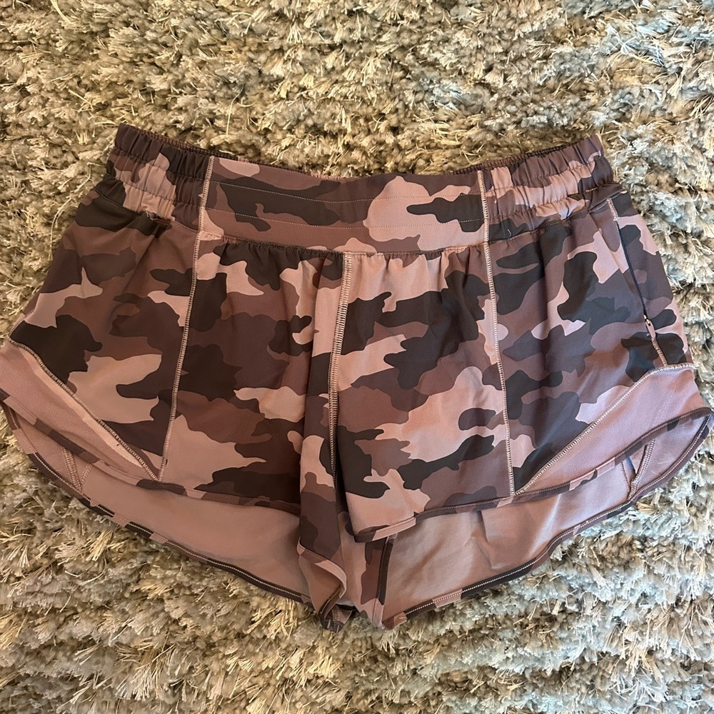 Lululemon hotty hot shorts